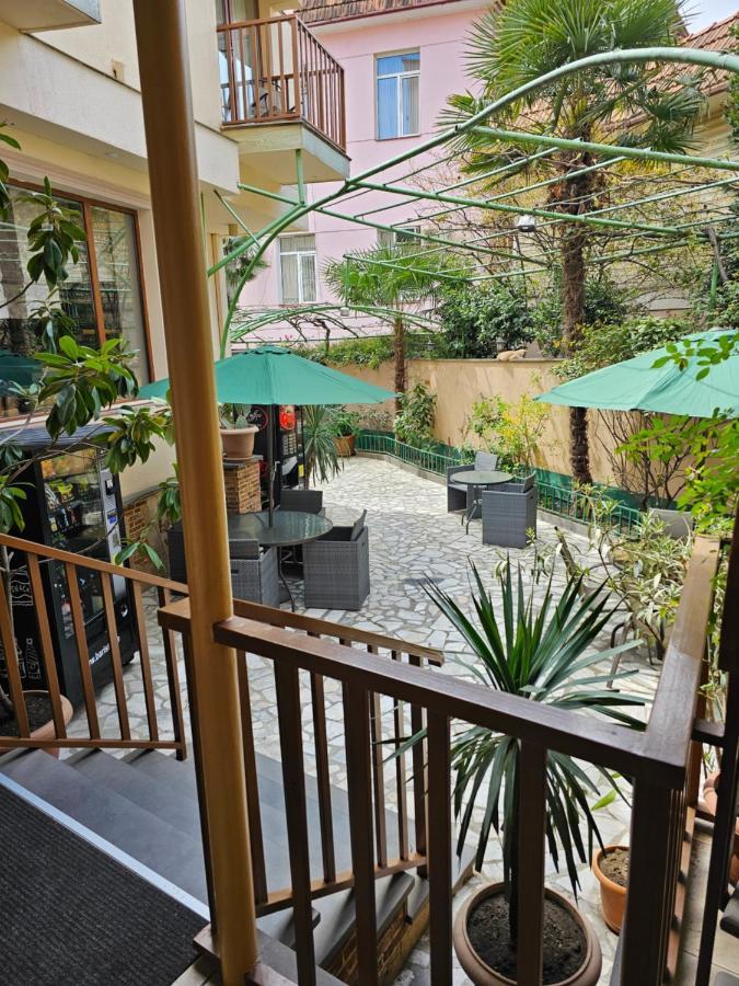 Danisimo Hotel Tbilisi ภายนอก รูปภาพ