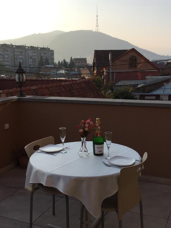 Danisimo Hotel Tbilisi ภายนอก รูปภาพ