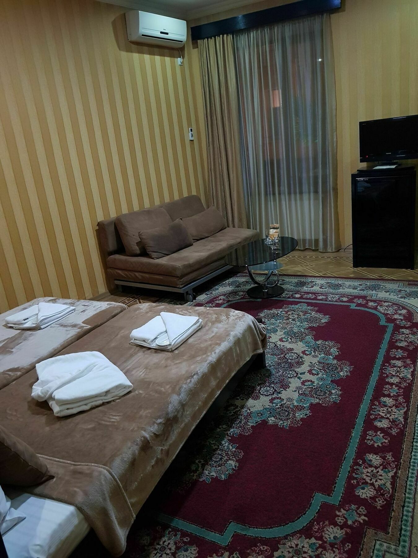 Danisimo Hotel Tbilisi ภายนอก รูปภาพ